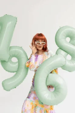 Balon foliowy CYFRA 8 pastelowy zielony 72 cm