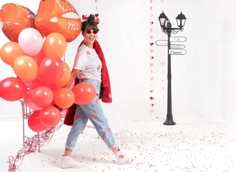Balon foliowy USTA Kiss Me 86.5x65 cm