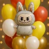 Balon foliowy w kształcie LABUBU biały 38x66 cm na powietrze