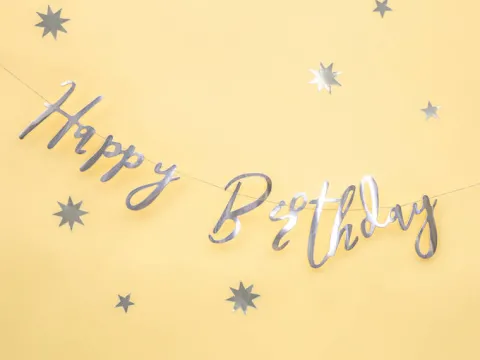 Baner girlanda "Happy Birthday" srebrny
