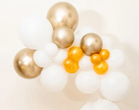 GIRLANDA BALONOWA gotowy zestaw - elegancka biel