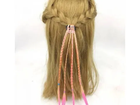 Gumka do włosów z kolorowymi warkoczami 45cm mix kolorów 1 szt.