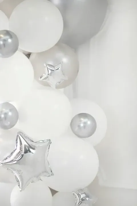 Gwiazdka srebrna balon foliowy na powietrze 25 cm zestaw 25 szt.