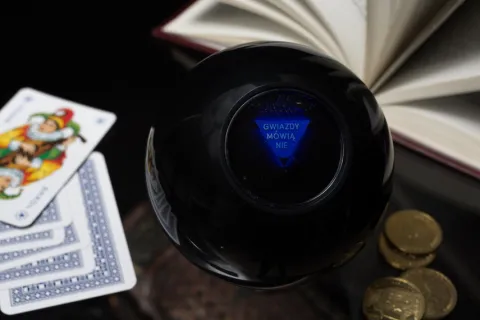 Magiczna kula nr 8 - PEŁNA WERSJA PL