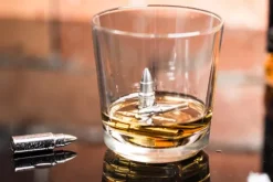 Metalowe naboje do drinków