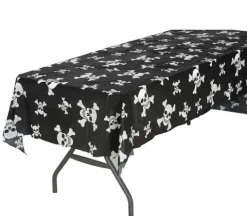Obrus foliowy czarny z czaszkami Halloween 137x274 cm