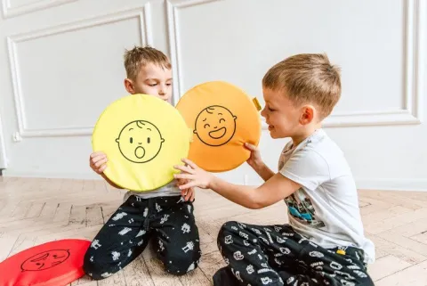 Poduszki EKOSKÓRA zestaw Emocje 6 szt. AKSON