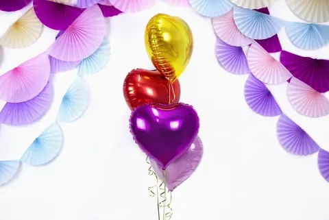 Serce jednokolorowy balon foliowy 18'' 45 cm PartyDeco