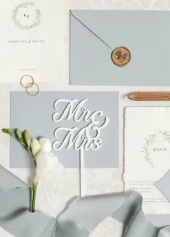 Topper akrylowy biały na tort weselny Mr & Mrs 16,5 cm