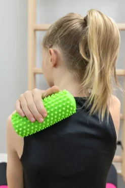 Wałek do masażu i rehabilitacji, roller jeżyk czarny 15 cm TULLO
